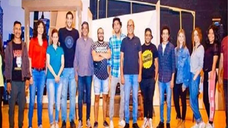أشرف عبد الباقى يكشف موعد عرض مسرحية 