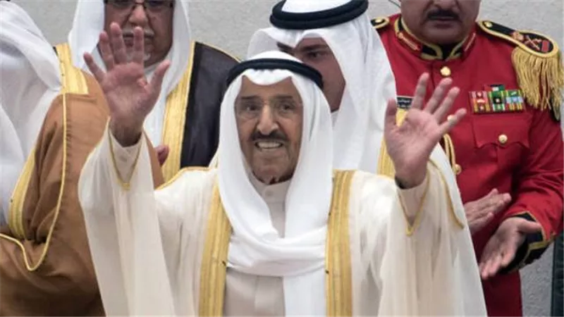 رئيس الوزراء الكويتي يكشف تطورات الحالة الصحية لأمير الكويت