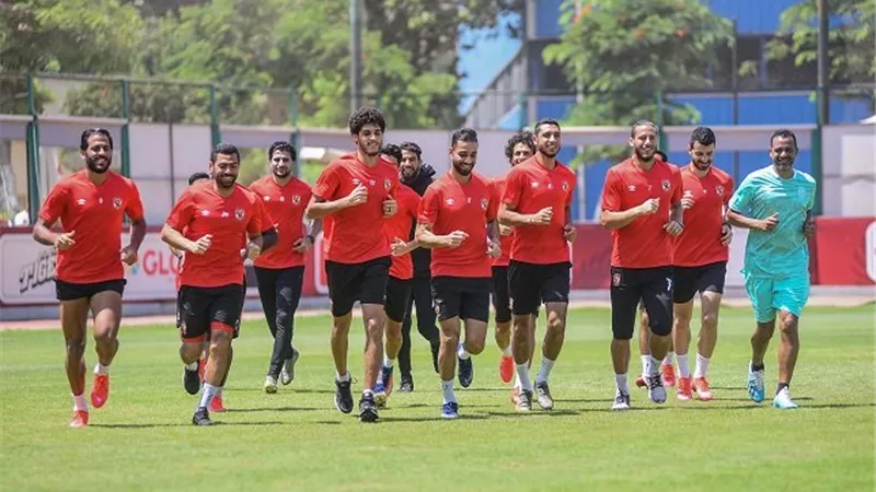 حالة واحدة إيجابية.. مصدر يكشف نتيجة المسحة السادسة للاعبي الأهلي