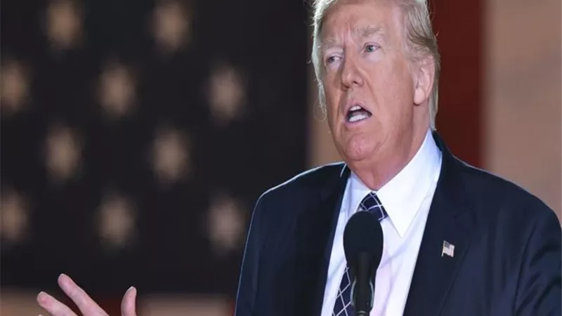 ترامب : مكالمتى مع بوتين 