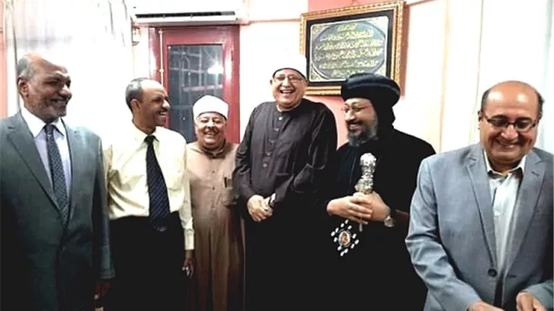 وفد الكنيسة يزور منطقة الوادى الجديد الأزهرية للتهنئة بمناسبة عيد الأضحى المبارك.صور