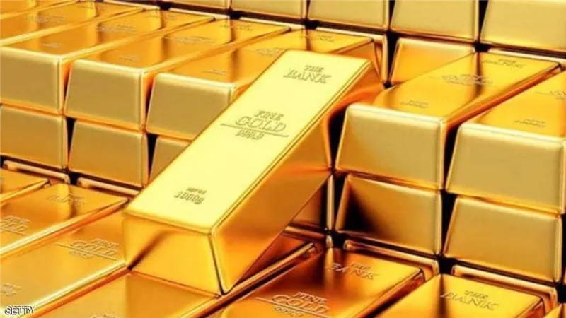 الذهب يقفز لمستويات قياسية وسط هبوط الدولار