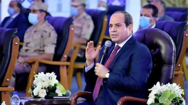 السيسي يوجه وزير النقل بتسيير 39 قطارا جديدا قبل العيد
