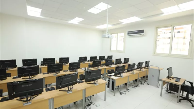 جامعة بني سويف التكنولوجية تنتهي من تجهيز جميع المعامل الجديدة
