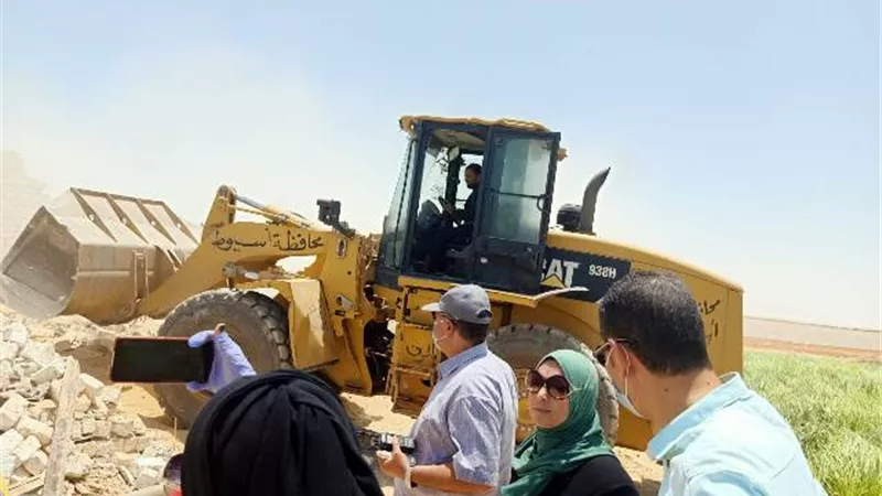 محافظ أسيوط يعلن تنفيذ 18قرار إزالة لتعديات على أملاك دولة بالقوصية خلال حملة للسكرتير المساعد