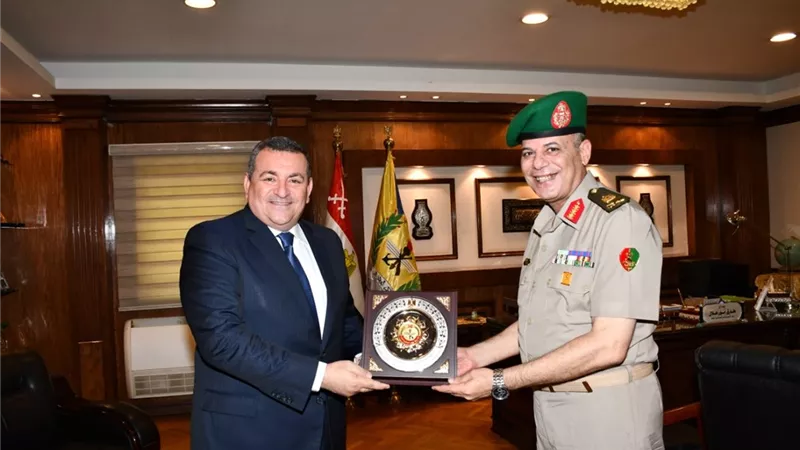 وزير الدولة للإعلام يلقى محاضرة عن الوعي والأمن القومي بكلية الحرب العليا