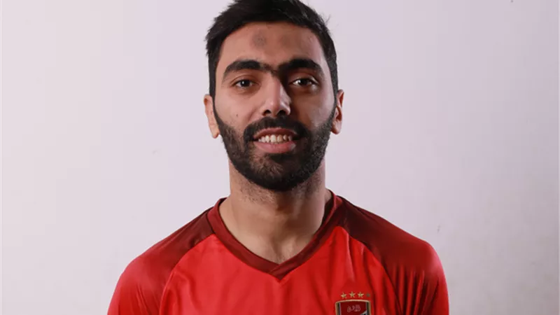 حسين الشحات: وقعت للأهلي والزمالك .. وتزوجت بفلوس الإتحاد السكندري