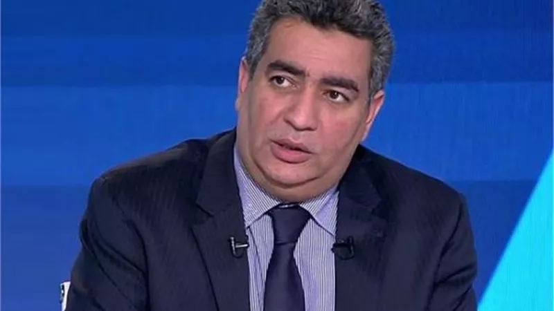 مجاهد يطالب اللجنة الخماسية بتوضيح الصورة الكاملة للموسم الجديد