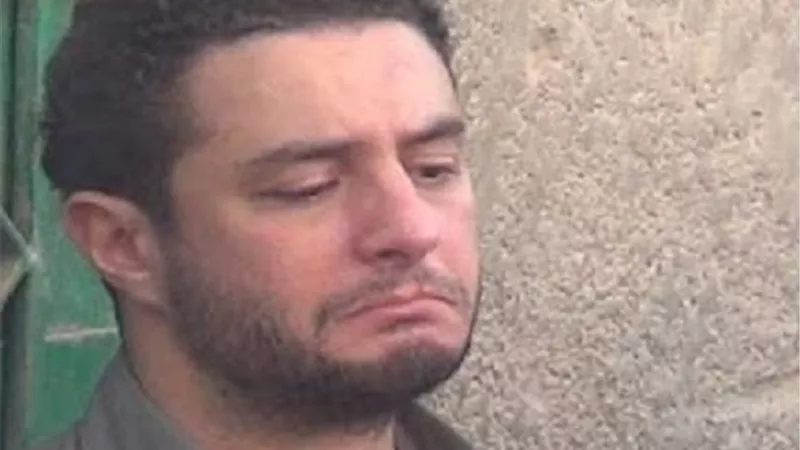 بعد براءته.. أحمد الفيشاوى يكشف عن رغبة أخيرة لم تتحق لوالده قبل وفاته