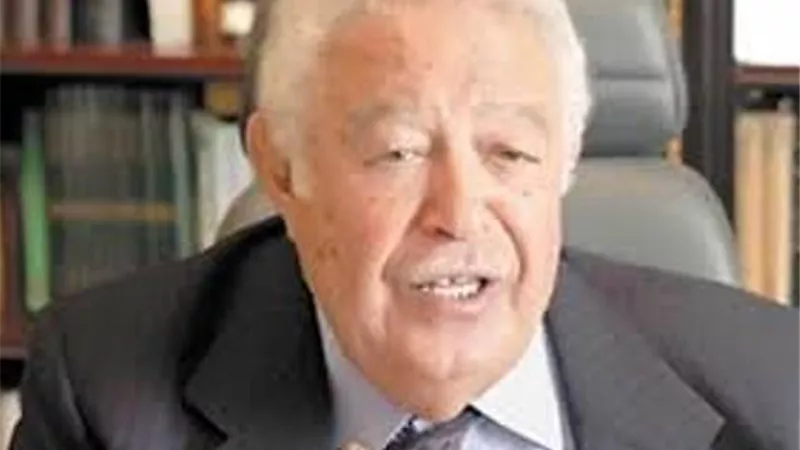 بمناسبة عيد الأضحى.. رجائى عطية يهنىء المحامين بمصر والوطن العربى