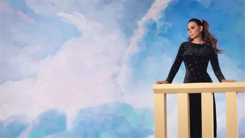 طلب غريب من اليسا لجمهورها .. تعرف عليه