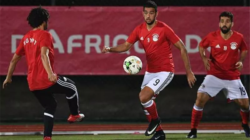 أحمد حسن كوكا يحصد جائزة لاعب الشهر فى الدورى اليونانى