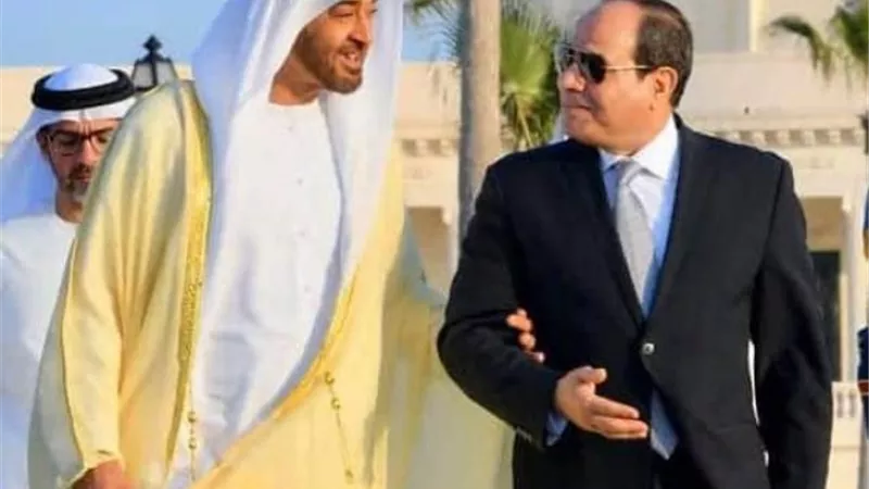 السيسي وولي عهد أبو ظبي يتبادلان التهنئة هاتفيا بمناسبة عيد الأضحى