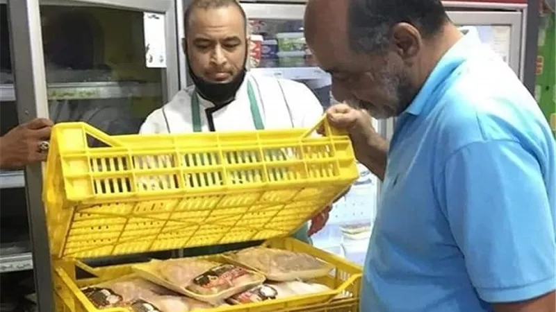 إعدام 149 كيلو لحوم وأسماك وفراخ مجمدة بقنا