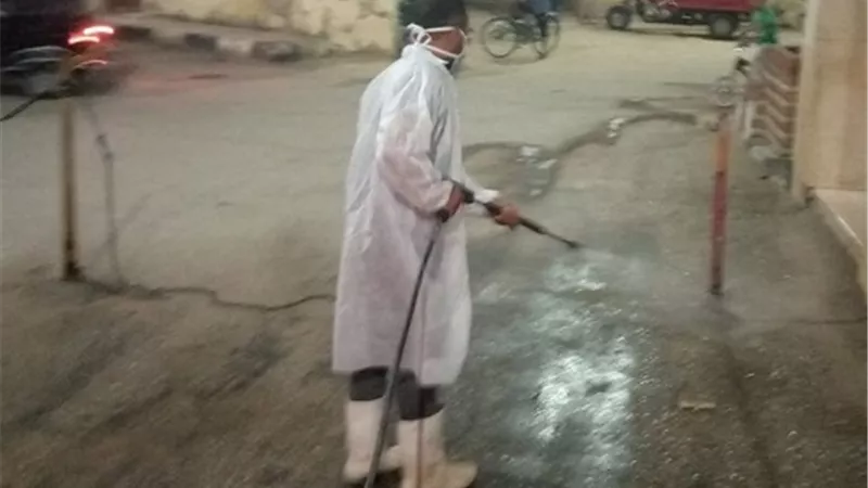 تكثيف أعمال الرش والتطهير والتعقيم بمركز المراغة بسوهاج