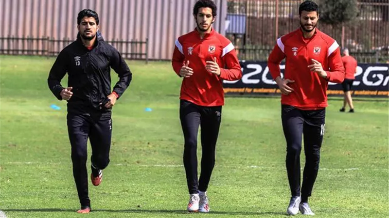 سر غياب حارس الاهلى عن مران الفريق
