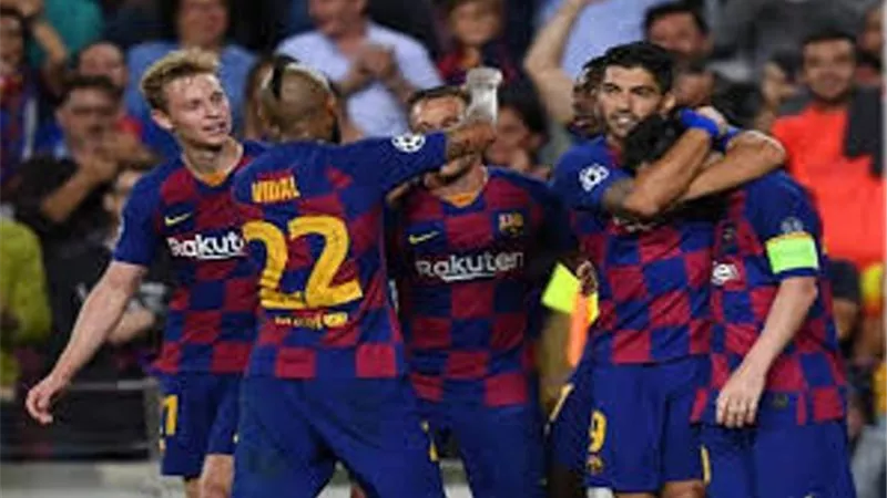 برشلونة يحسم موقف النهائى بشأن التعاقد مع نيمار ومارتينيز
