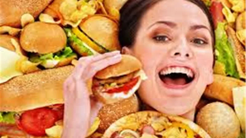 رغم تناولهم ما يحلو لهم .. خبيرة تغذية تكشف عن اسباب عدم زيادة الوزن