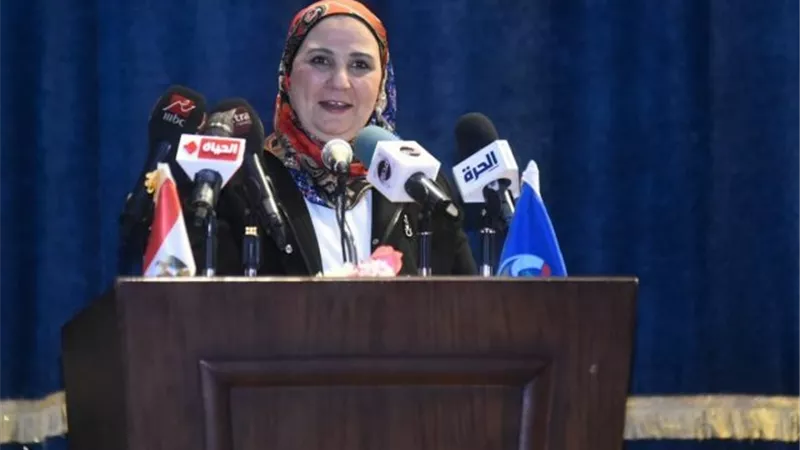 بنك ناصر الاجتماعي يخفض سن الراغبين في شراء شهادة 