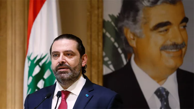الحريري يتفقد موقع الانفجار بمرفأ بيروت ويطالب بمساعدة خارجية لمعرفة أسبابه