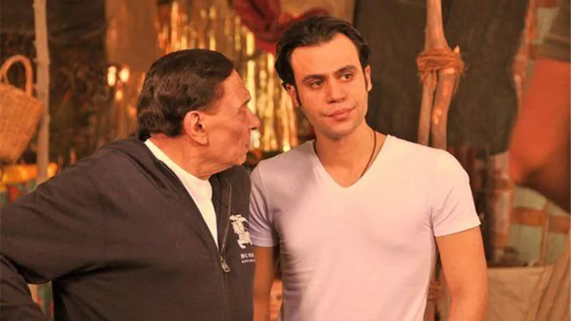ابن الزعيم يرزق بتوأمين .. صور