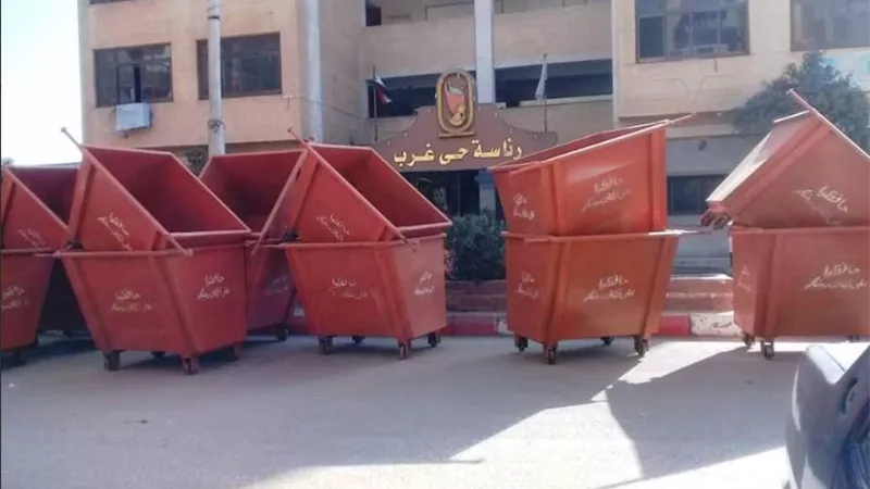 الانصاري: 50 حاوية جديدة لجمع القمامة بحي غرب سوهاج