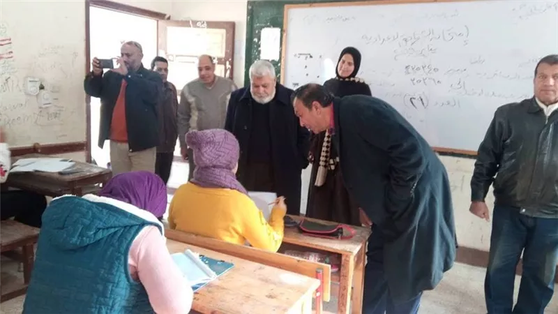رئيس مدينة قويسنا يتفقد إمتحانات الشهادة الإعدادية