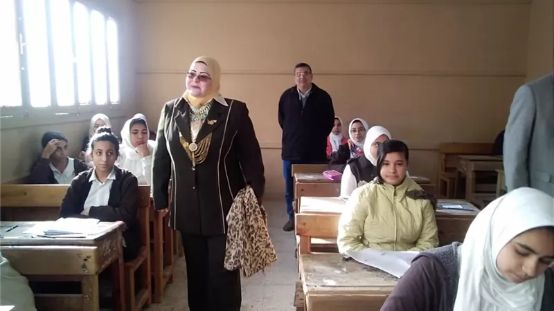 كشك تتفقد لجان امتحانات الشهادة الاعدادية بكفرالشيخ