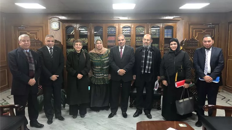 رئيس جامعة الأزهر: إجراء التحاليل الفيروسية والدورية بأسعار رمزية