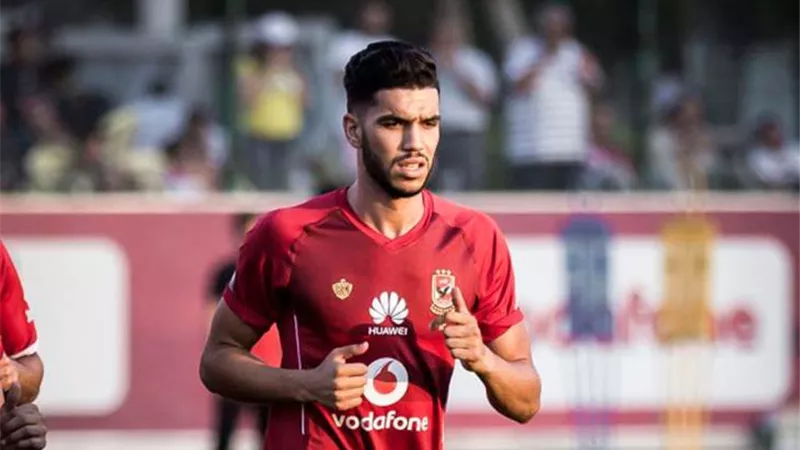 طبيب الأهلي ينسق مع أزارو برنامجه العلاجي بالمغرب