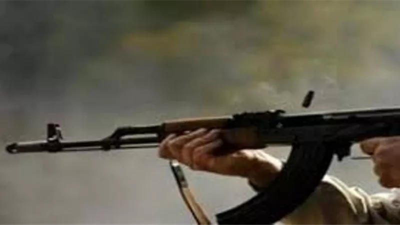 مصرع وإصابة شخصين فى تجدد خصومة ثأرية بنقادة