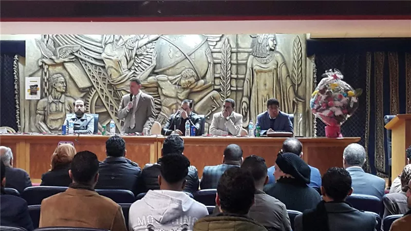 حفل توقيع كتاب الخطايا العشر لكرة القدم المصريةبـالصحفيين