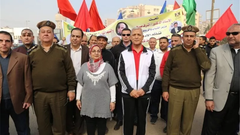 محافظ المنوفية يتقدم المسيرة الشبابية للإحتفال بعيد الشرطة وذكري 25 يناير بشبين الكوم
