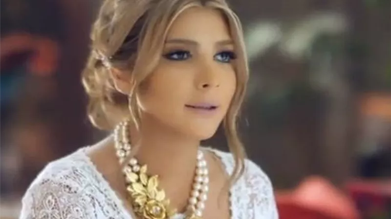 اصالة تدعم زوجها وابنها فى 