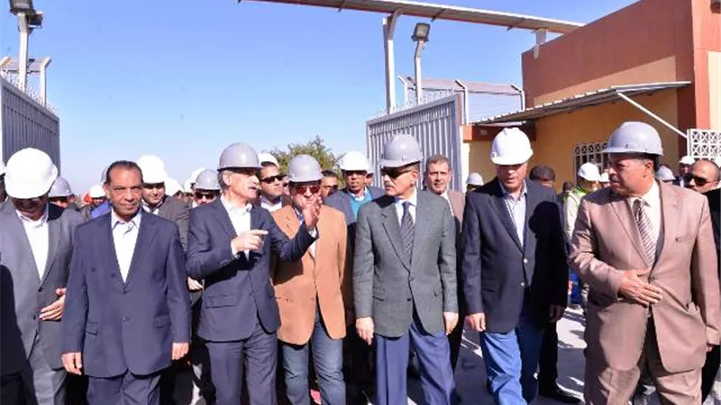 وزير البترول ومحافظ أسيوط يشهدان التشغيل التجريبى لمستودع النيل للبترول
