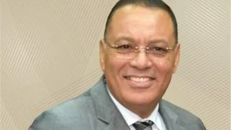 مجازاة ٧٤ طبيبا وفنيا وممرضا وعاملا بمستشفى أولاد صقر