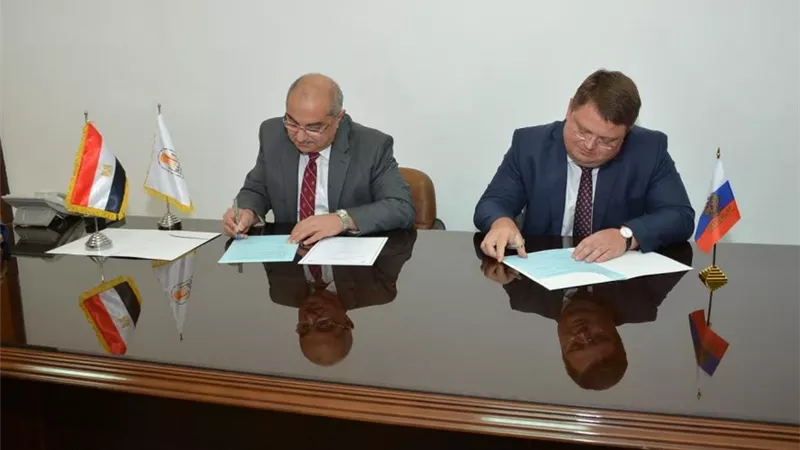 رئيس جامعة أسيوط يوقع برتوكول تعاون مع جامعة روسيا للاستكشافات الجيولوجية