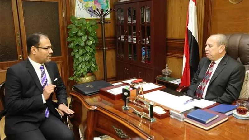 محافظ كفرالشيخ يستقبل رئيس فرع هيئة التأمين الصحى الجديد