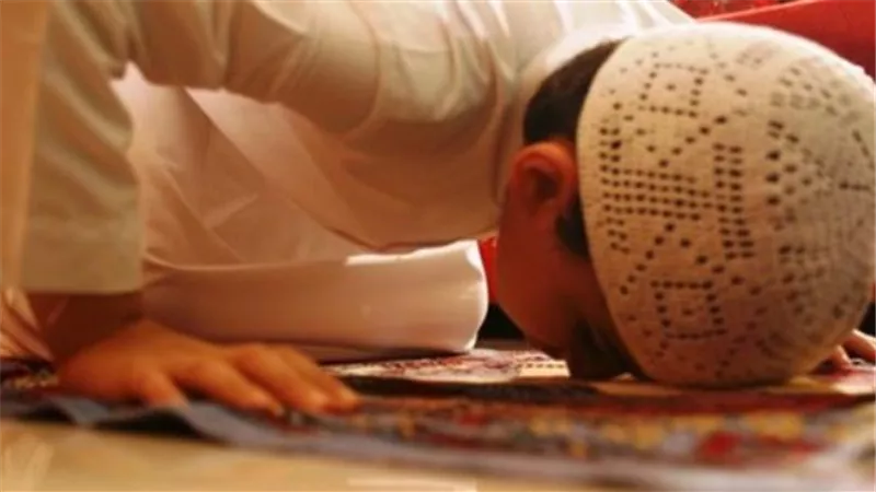 هل تعلم ما الفرق بين الفجر وصلاة الصبح؟