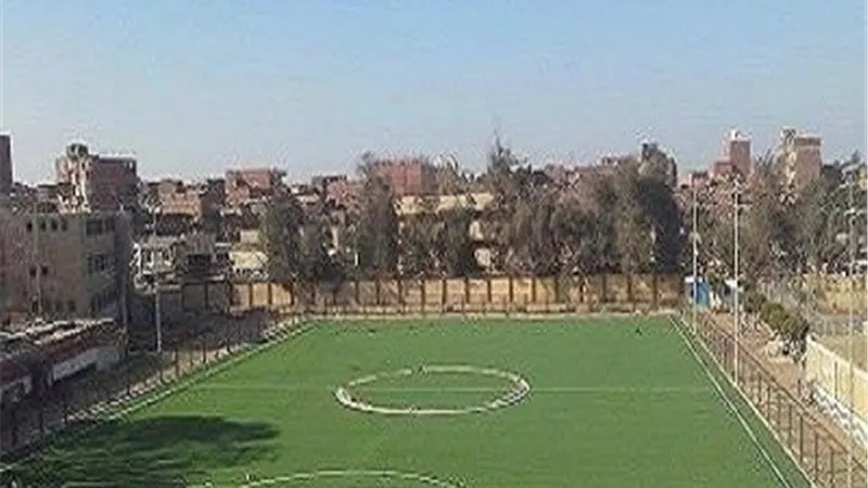 الخصم 10 أيام لموظفي مركز شباب الفشن بسبب 