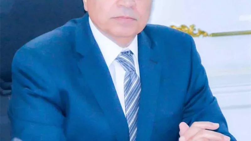 اكاليل الزهور على النصب التذكارى لشهداء المنيا