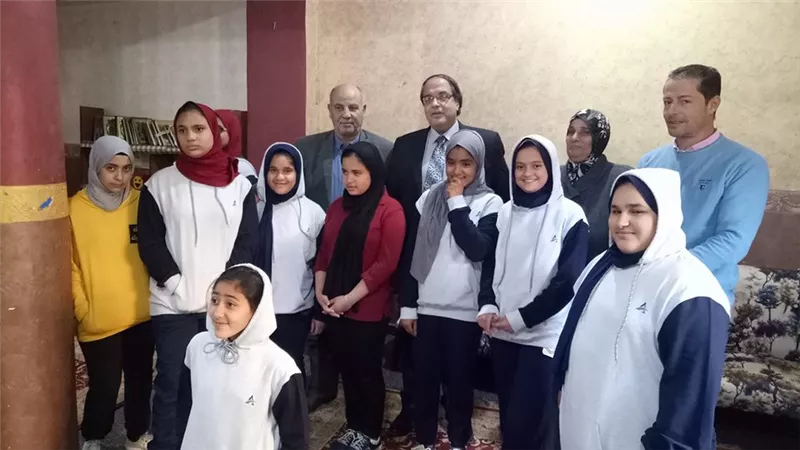 المرسي يفاجئ دار ملك الملوك للأيتام بالباجور