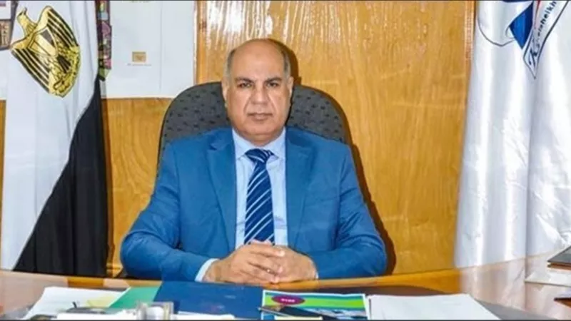 رئيس جامعة كفر الشيخ يقدم التهنئة للرئيس بمناسبة عيد الشرطة