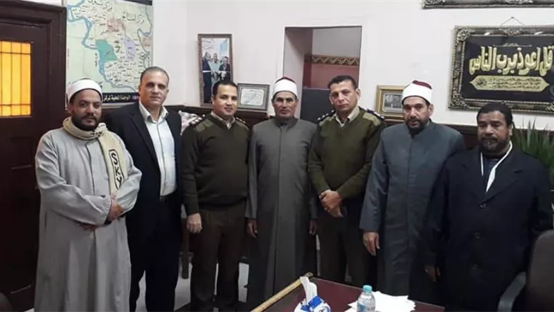 قيادات الأوقاف بأشمون يقدمون التهنئة للقيادات الأمنية بمناسبة عيد الشرطة