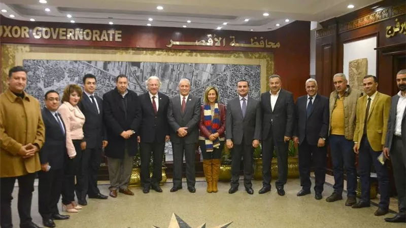 محافظ الأقصر يستقبل وفد الروتارى لمناقشة المشروعات المشتركة