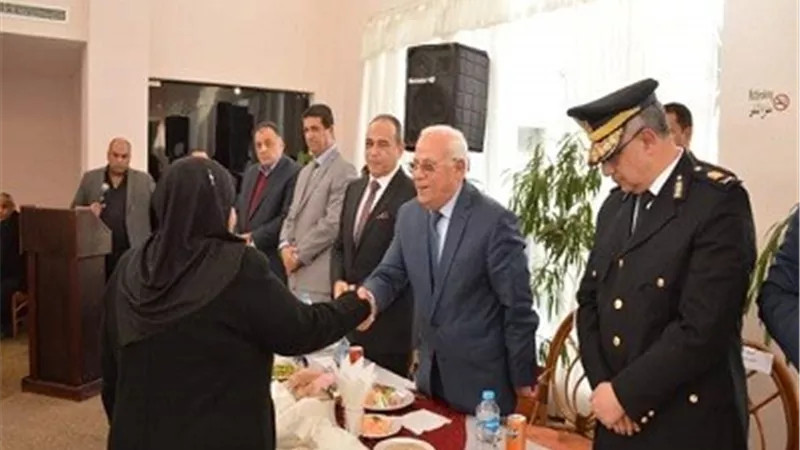 الغضبان يكرم شهداء الشرطة ببورسعيد