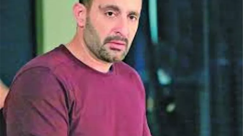 أحمد السقا: لو قعدت فى البيت لوحدى أموت من الجوع