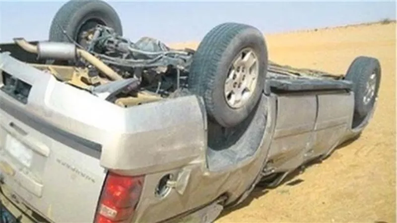 اصابة ٩ فى انقلاب سياره بصحراوى بنى سويف