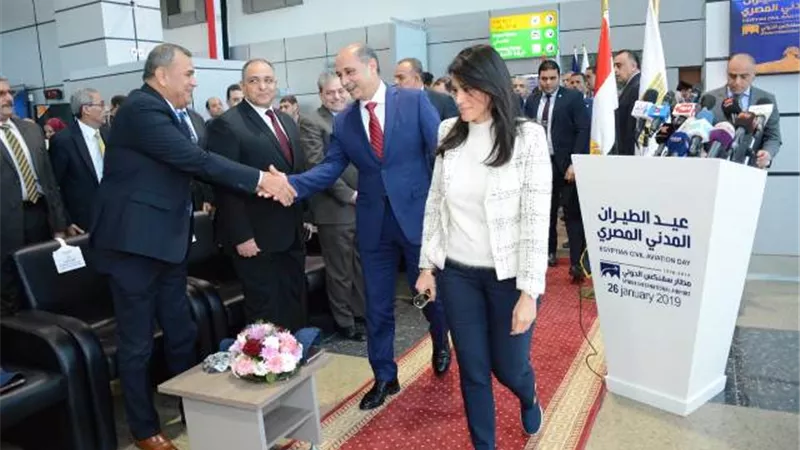 وزيرا الطيران المدني والسياحه يشهدان تشغيل أولي رحلات الطيران من مطار سفنكس