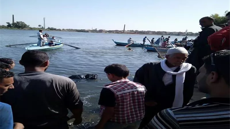 انتشال طفلين شقيقين من بحير المنزلة بالدقهلية